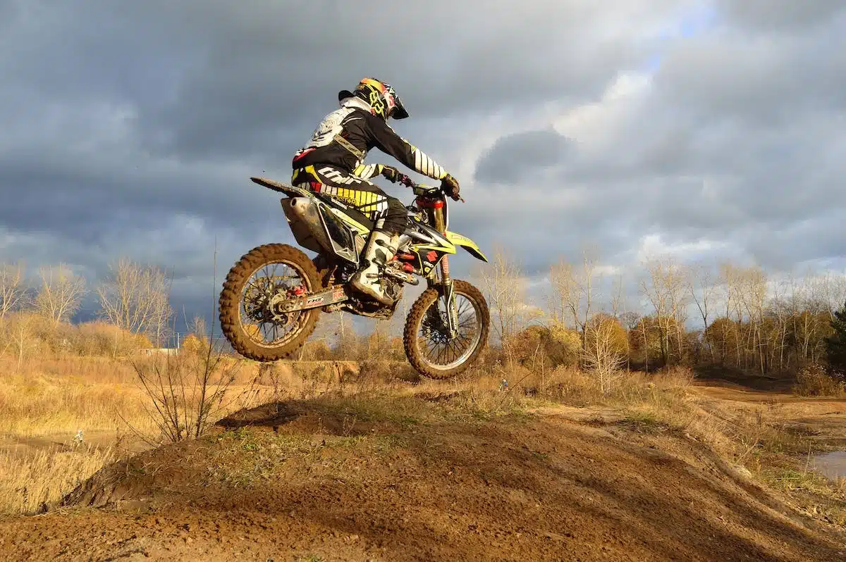 moto route  moto tout-terrain